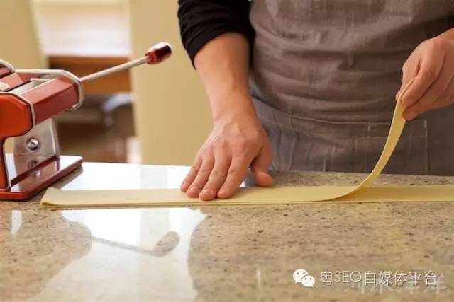 粤菜谱30期 手擀碱水面条的做法 还原正宗武汉热干面的爽滑劲道