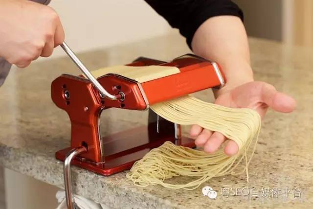 粤菜谱30期 手擀碱水面条的做法 还原正宗武汉热干面的爽滑劲道