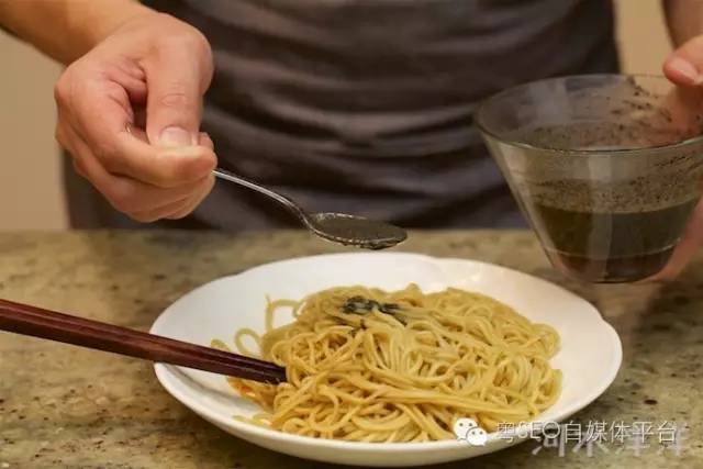 粤菜谱30期 手擀碱水面条的做法 还原正宗武汉热干面的爽滑劲道